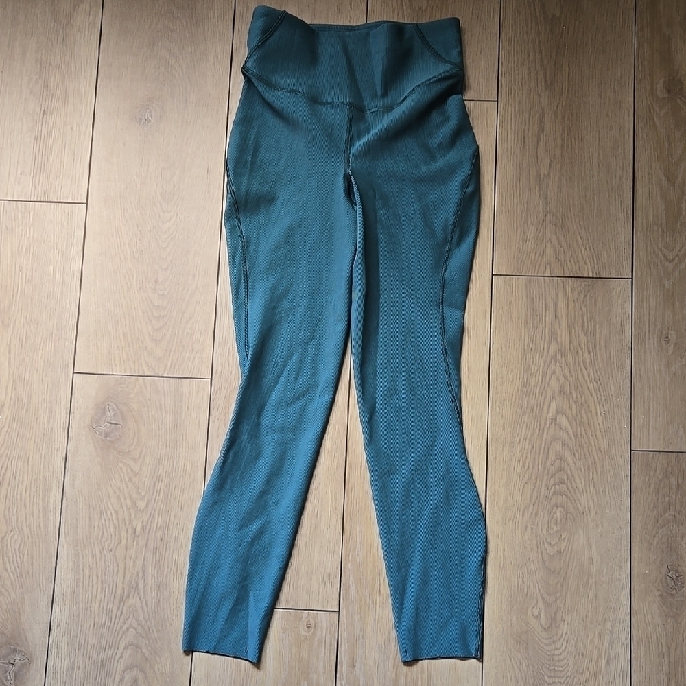 NWOT Lululemon Base Pace High-Rise Leggings 25” Two-Tone Ribbed Blue Green sz4